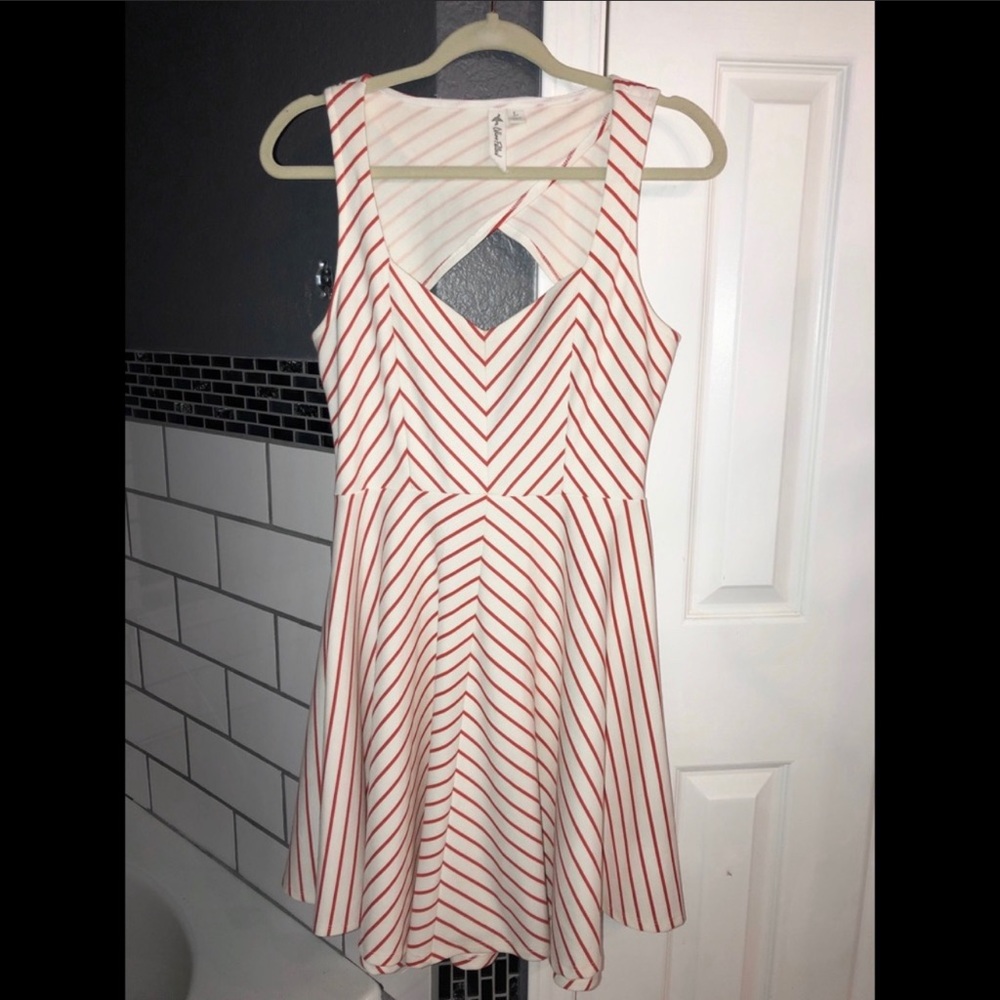 Lulu’s Others Follow Junior’s Skater Dress size L Red White Stripe Keyhole